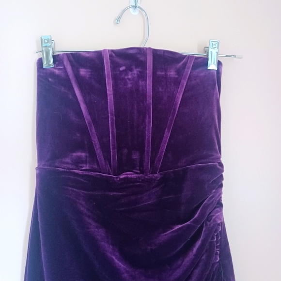 LuLu's Glamorous Celebrations Dark Purple Velvet Strapless Tulip Dress XS NWT - Picture 7 of 12